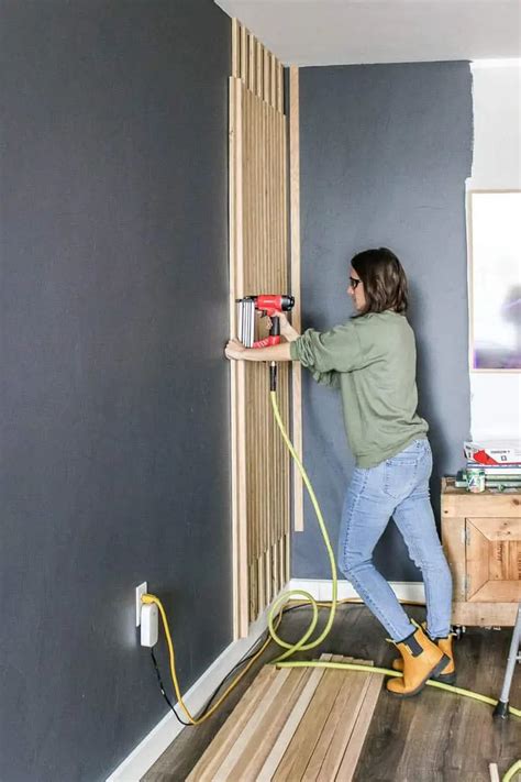 How To Install A DIY Slat Wall .